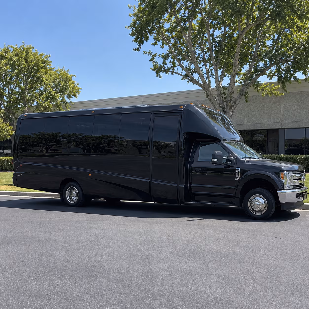 bus rentals for bands performers and touring groups moving through spokane valley
