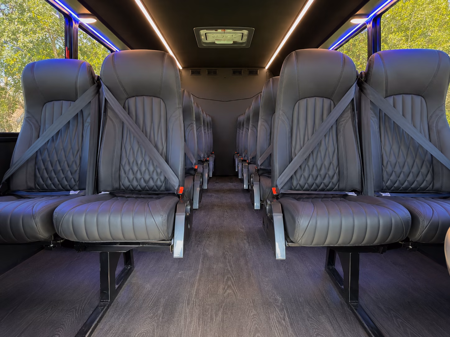 find and book transportation for your next concert or music festival 1