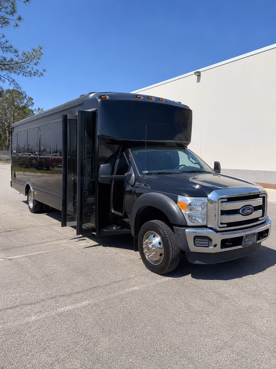 group bus rentals for spokane valley expo and consumer show attendees