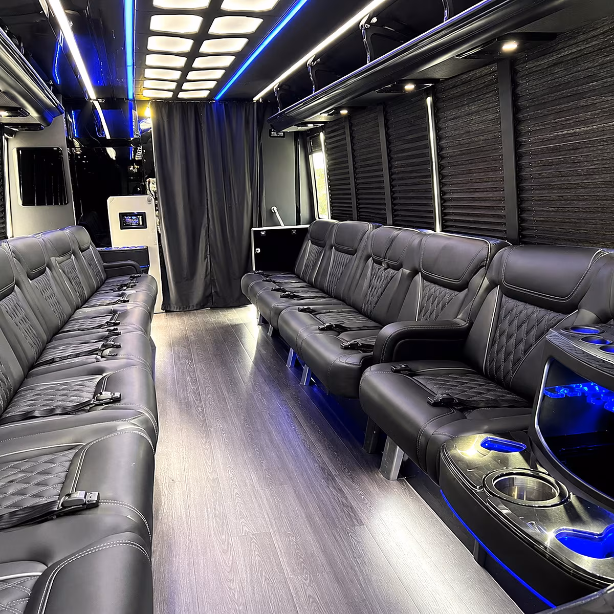 prom homecoming and school event buses in spokane valley